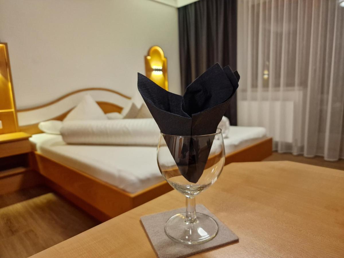 Hotel Romantica يرتسنز المظهر الخارجي الصورة